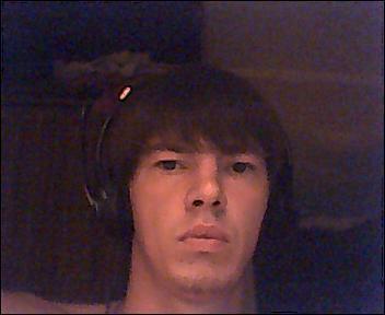 Anton ***