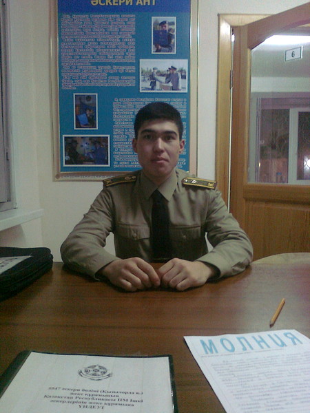 Данияр Султанов