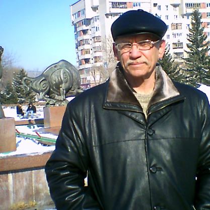 Юрий Лужанский