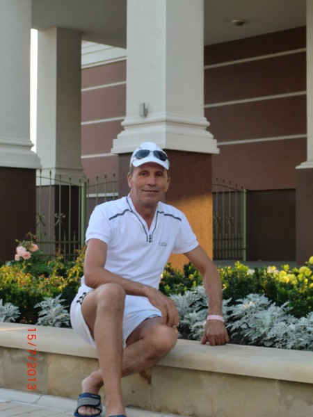 Петр Иванов