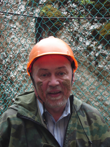 Анатолий Иванов
