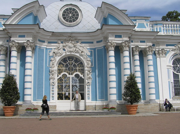 Александр Сарычев