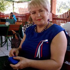 Анна Лищенко (Близнец)