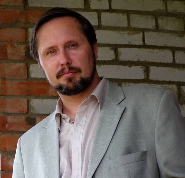 Алексей Литвинов