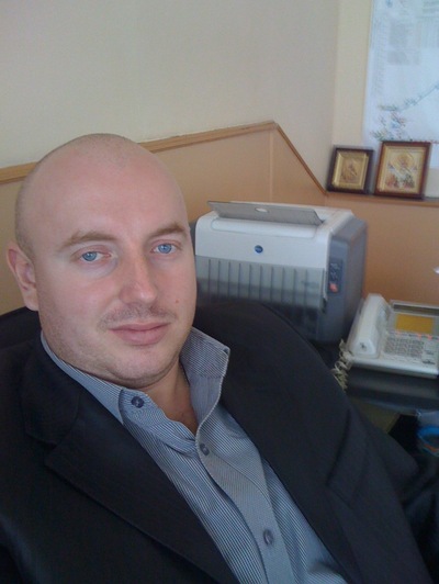 Александр Серков
