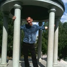 Роман Никонов