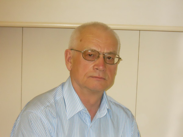 Лев Заев