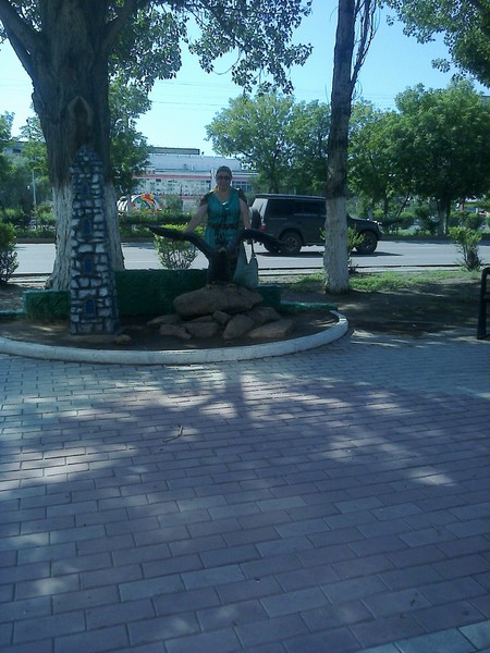 Gala Бекер