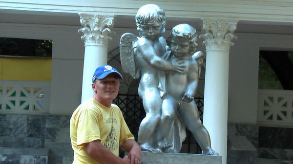 Павел Артемов