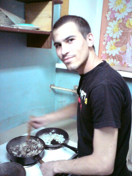 Alex Гапоненко