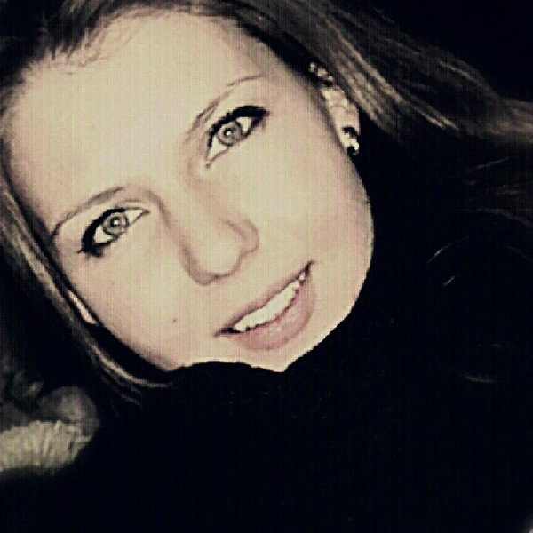 Лина Канатникова