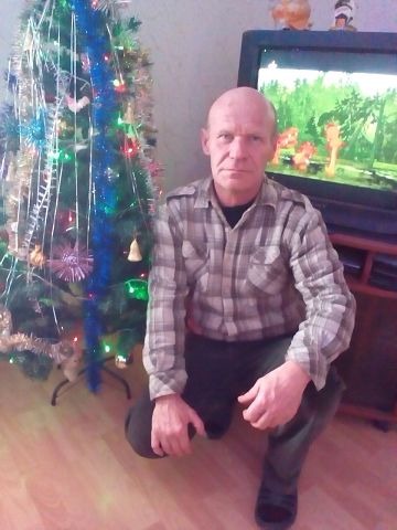 Леонид Савов