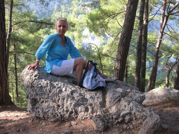 Елена Я
