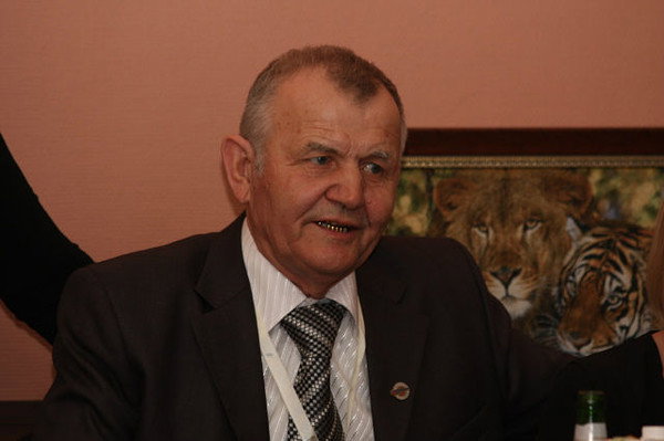 Лев Гончаров
