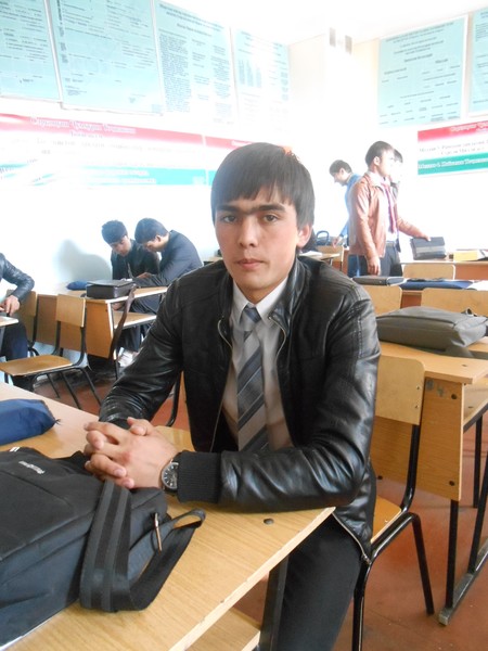 Магзумбек Джалолов