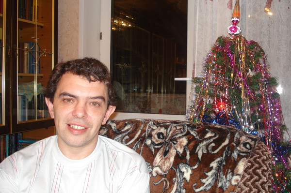 Андрей Левин