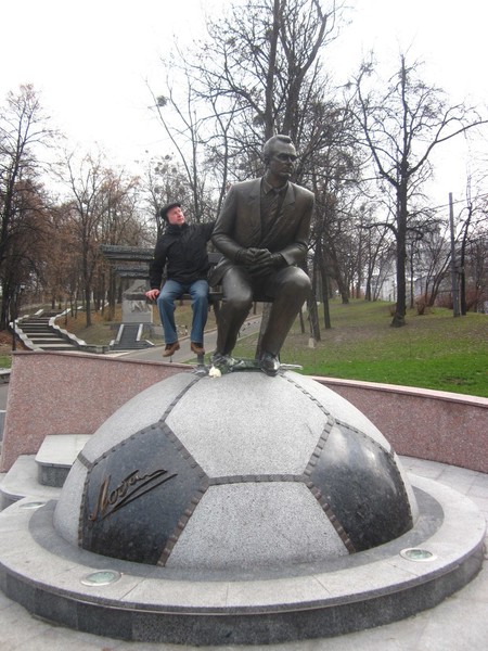 Анатолий Олейник