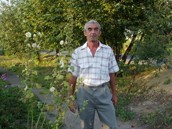Шамиль *мустаев
