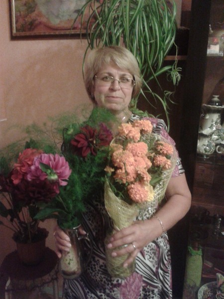 Нина Следнева