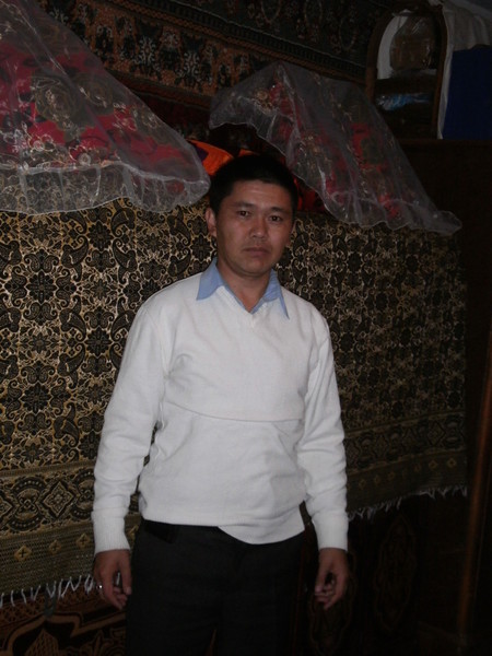 Бийназар Кайназаров