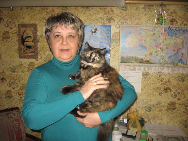 Алла Бажан