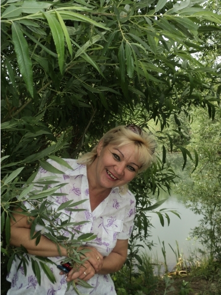 Лариса *****