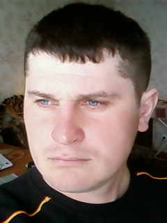 Алекс (()))