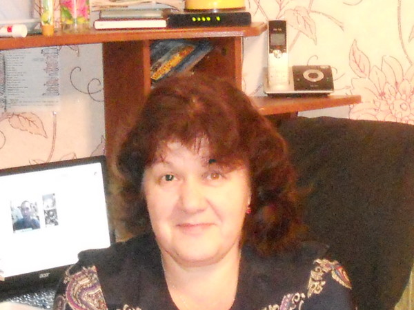 Елена Синельникова