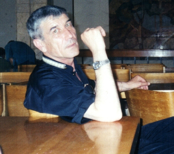 Анатолий Киор