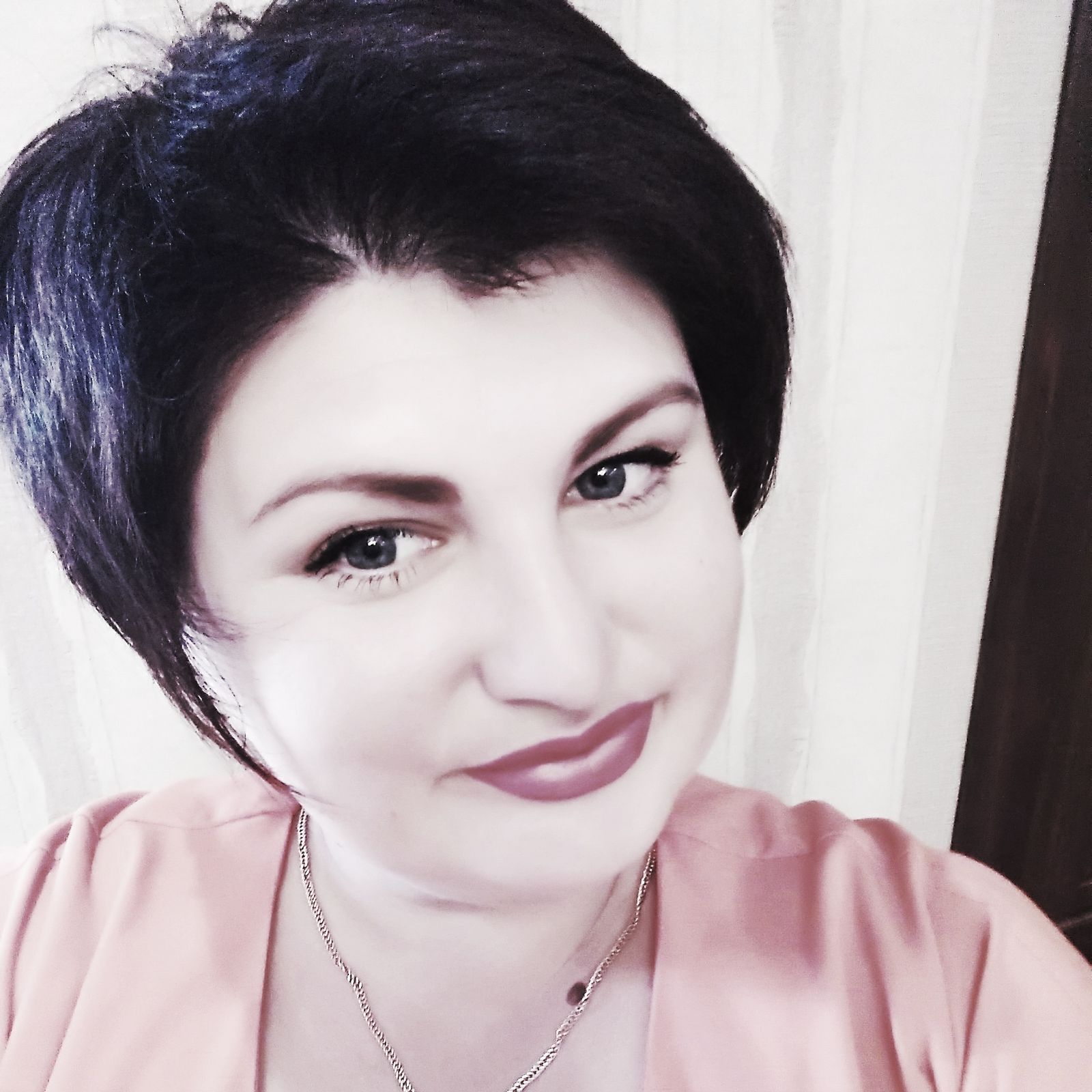 Анна Костенко
