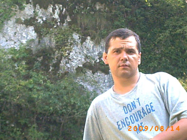 Олег Антонов