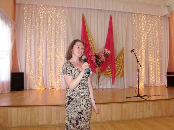 Елена Сурина