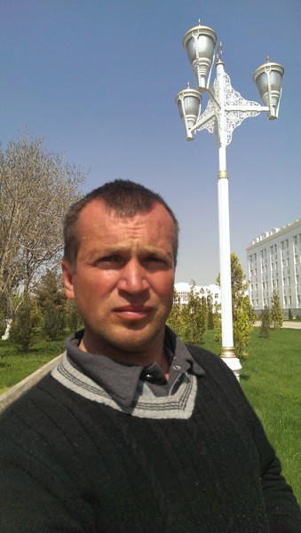 Женя Дубовской
