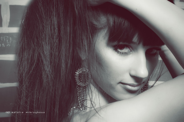 Елена Попова