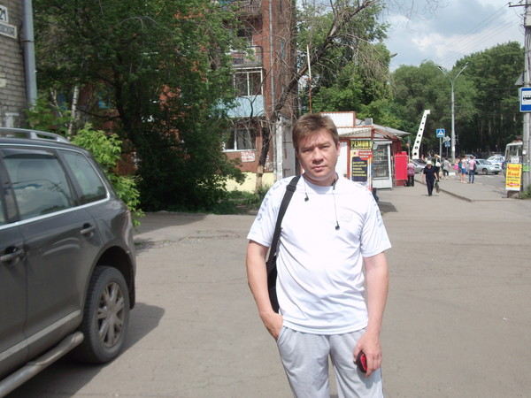 Андрей Непомнящих