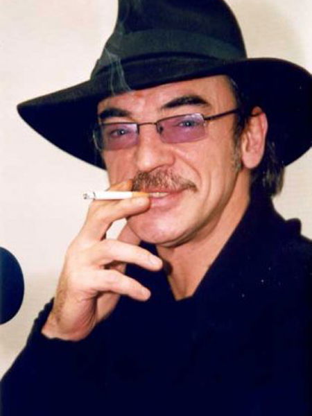 Славик Лавров