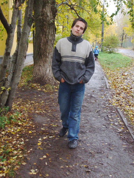 Андрей Лобанов