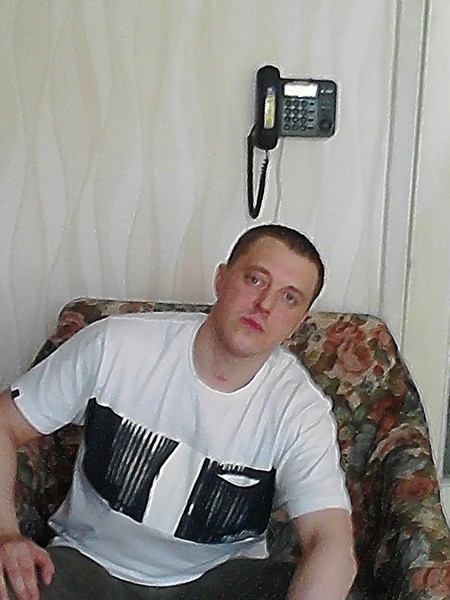 Олег. Б