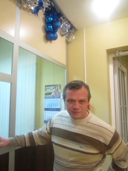 Денис Гребенников