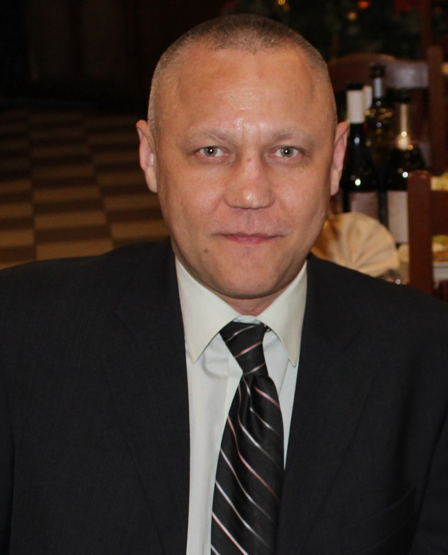 Неизвестно Неизвестно