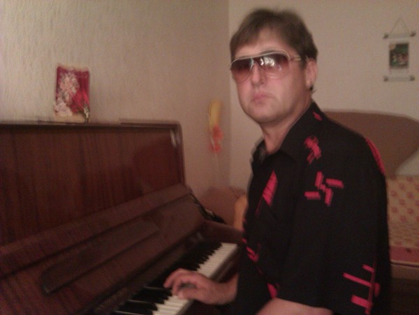 Юрий Лунёв