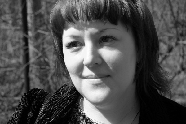 Елена Попова