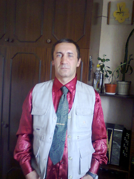 Гнутов Виктор