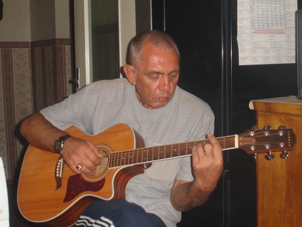 Сергей Николаев
