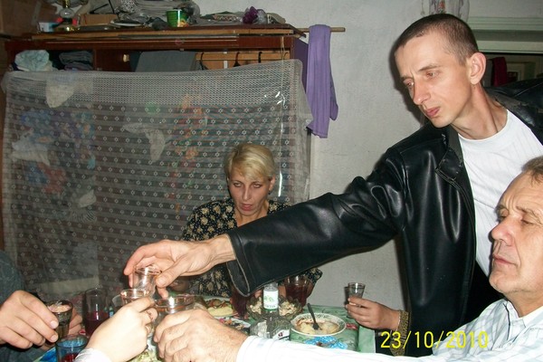 Неизвестно Неизвестно