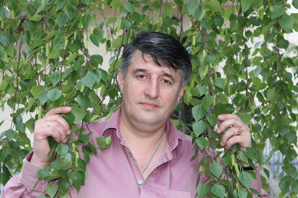 Максим Олейник