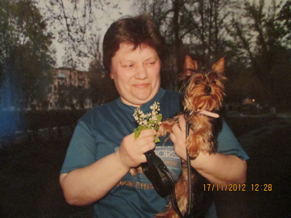 Лена Гвоздь
