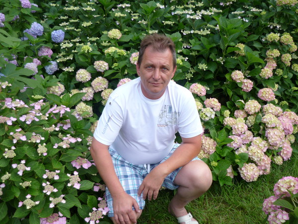 Михаил Петров