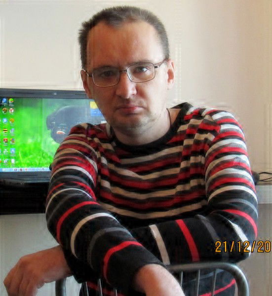 Янош Колесник