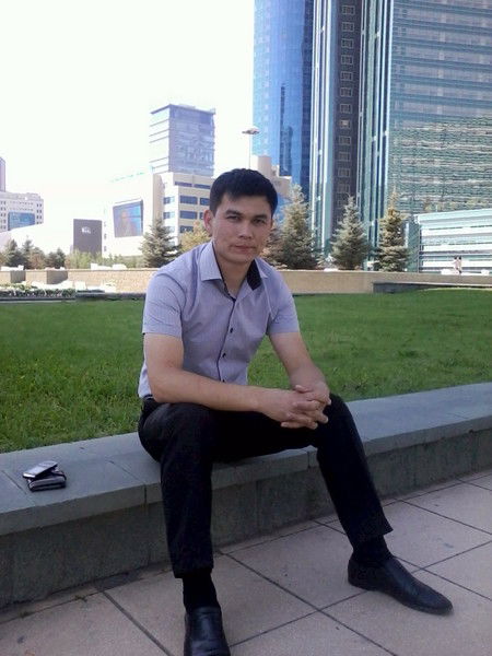 Есимжан Тултаев